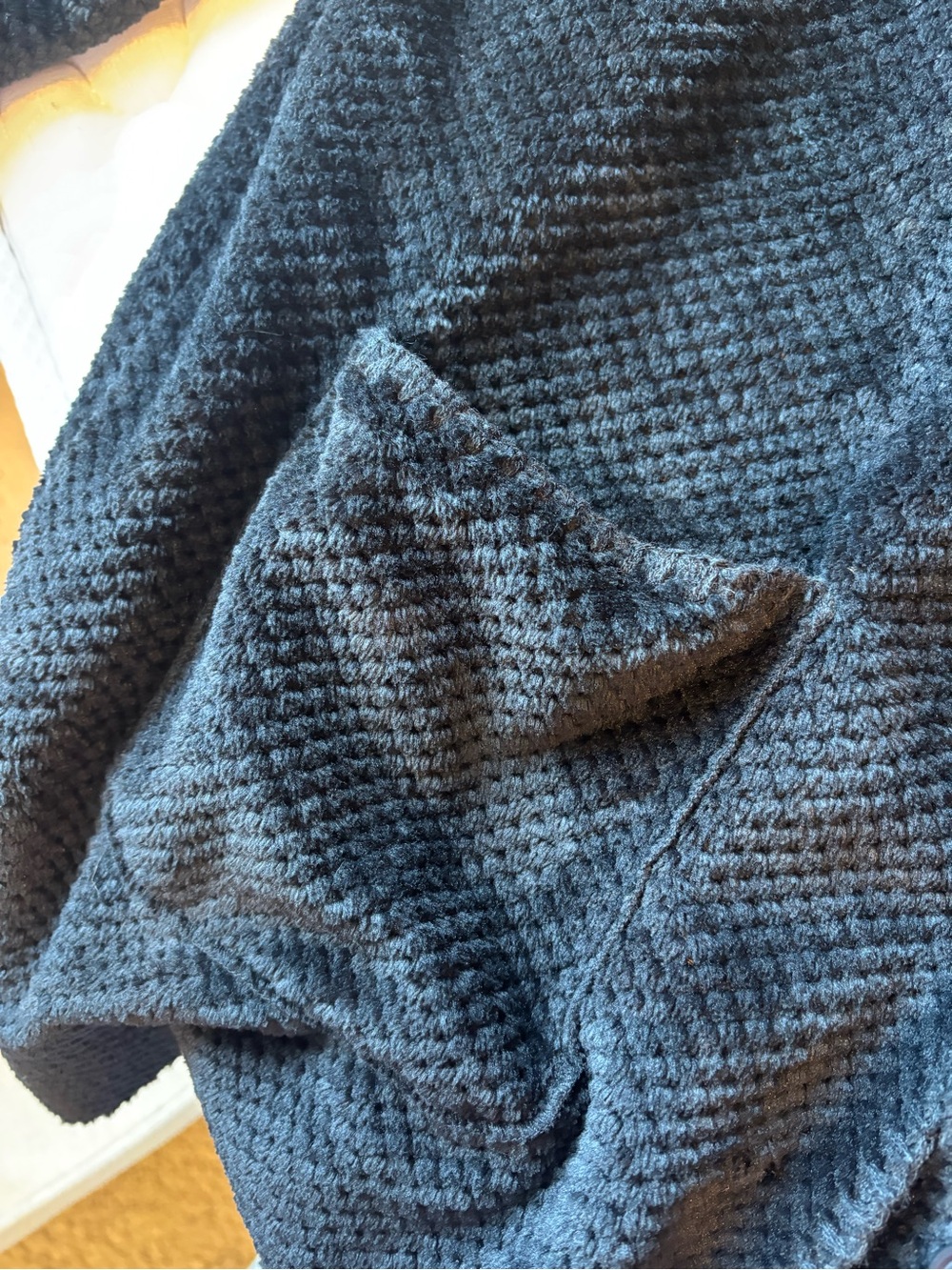 PJ Salvage Black Jacket with Cream Sherpa Hood - Picture 6 of 9